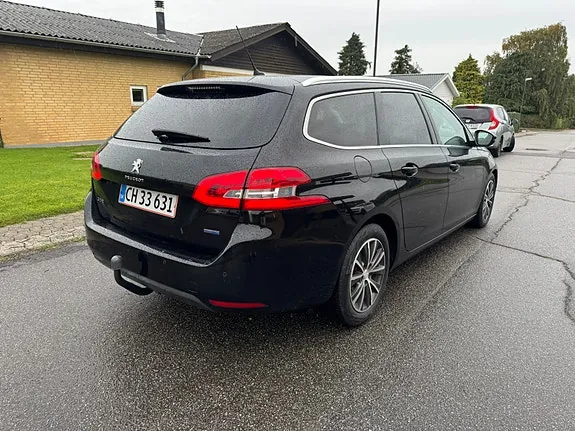 Peugeot 308 2015 photo 3