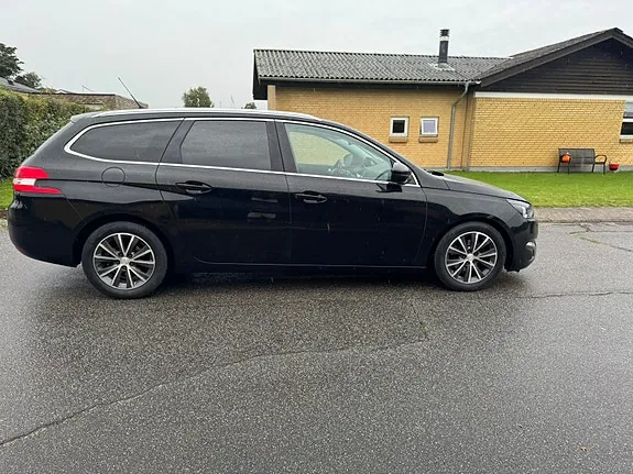 Peugeot 308 2015 photo 2