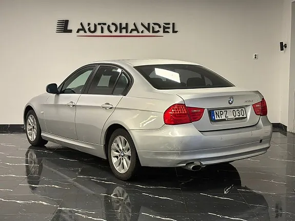 BMW 318D 2009 photo 4