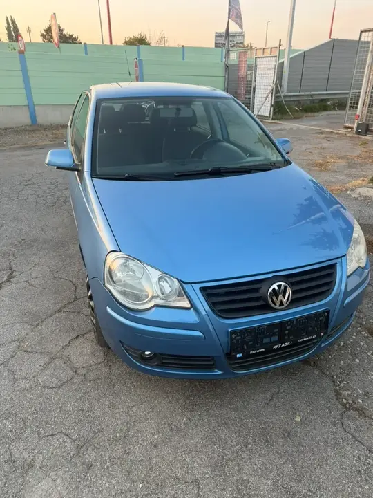 Volkswagen Polo 2005 photo 2