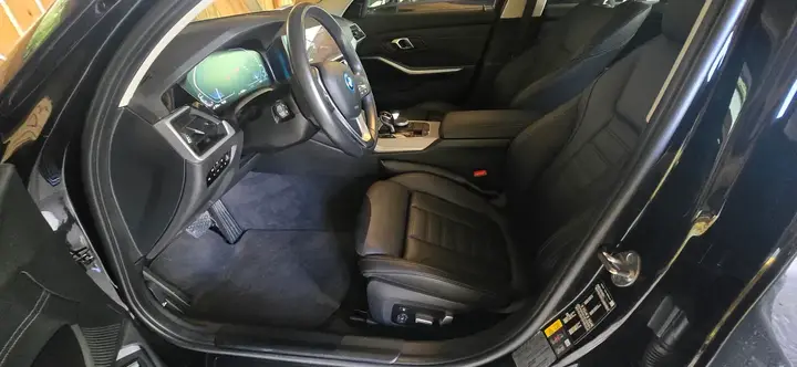 BMW 330E 2022 photo 3