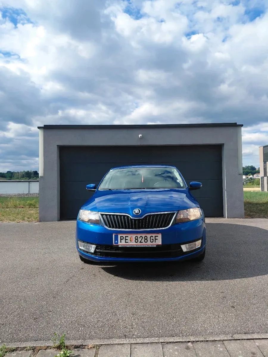 Skoda Rapid 2016 photo 2