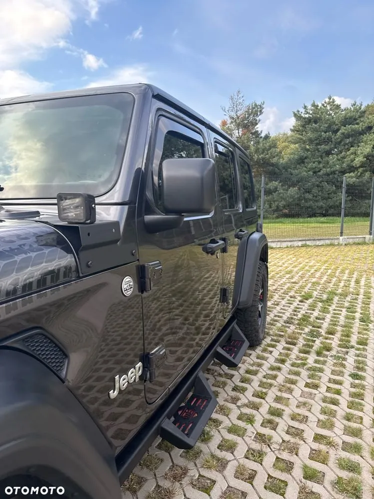 Jeep Wrangler Unlimited 2019 photo 4