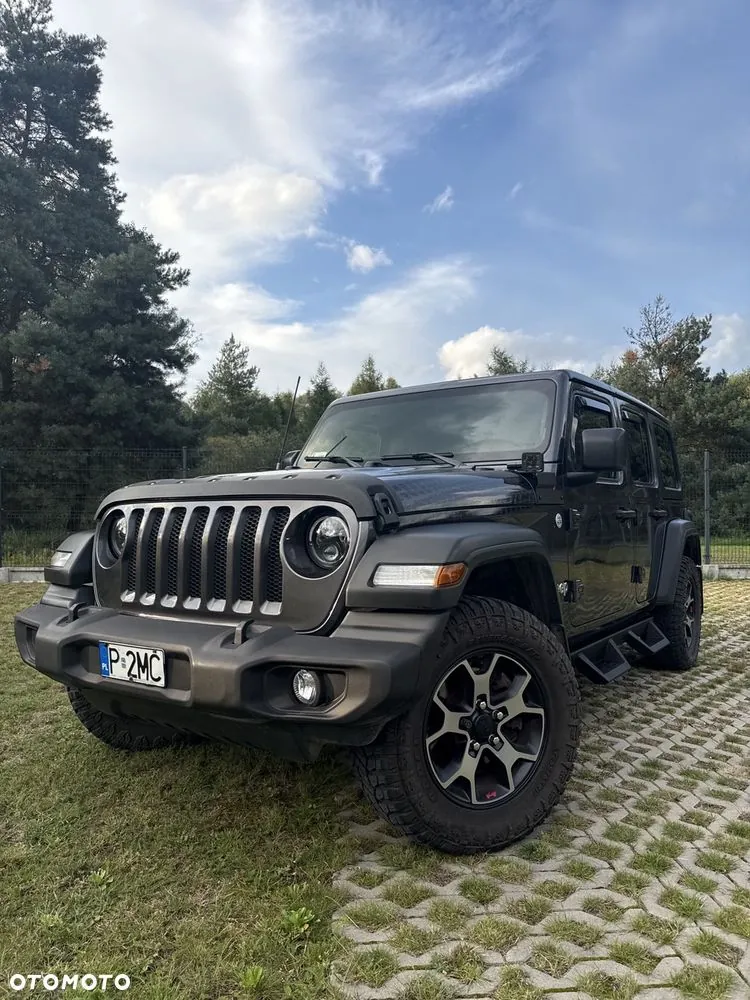 Jeep Wrangler Unlimited 2019 photo 2