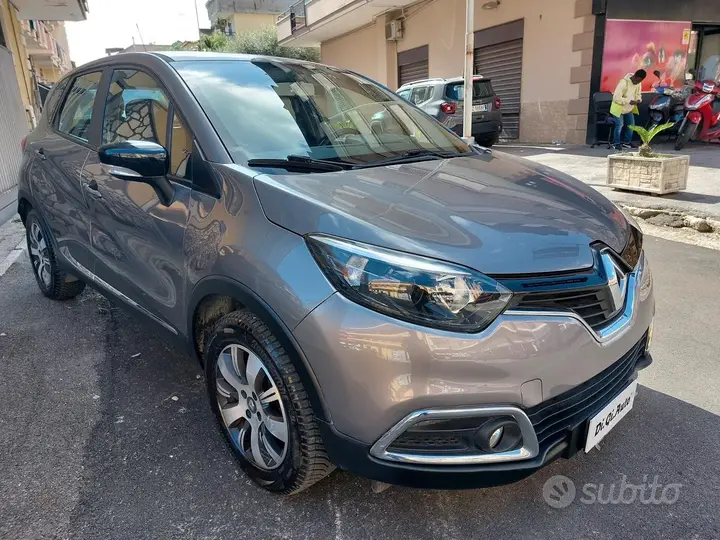 Renault Captur 2016 photo 2