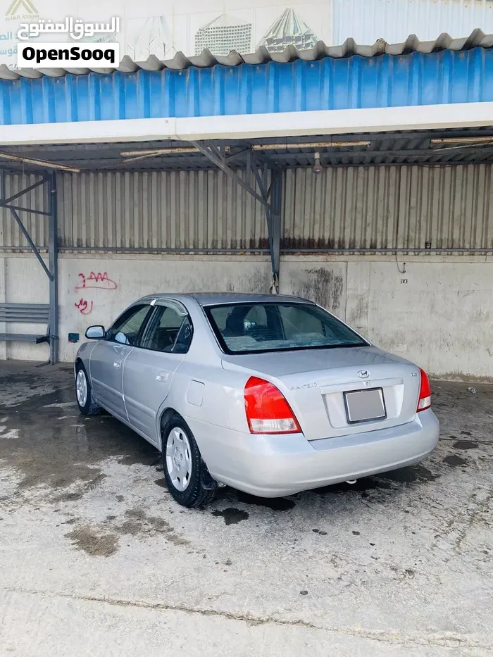 Hyundai Avante 2000 photo 3