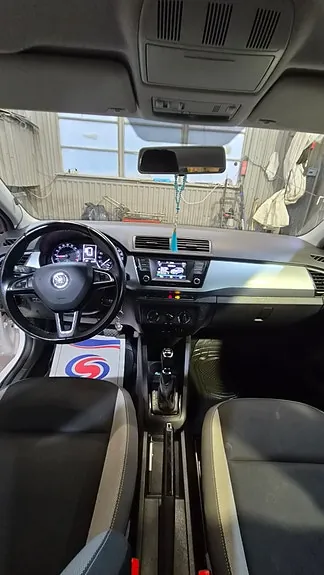 Skoda Fabia 2016 photo 4