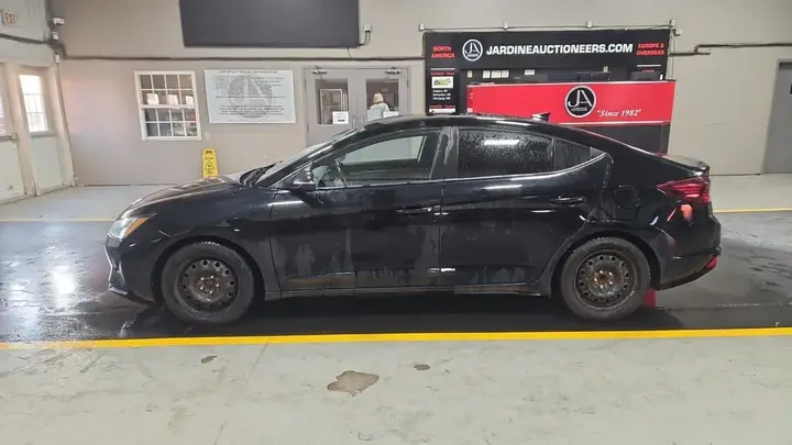 Hyundai Elantra 2020 photo 2