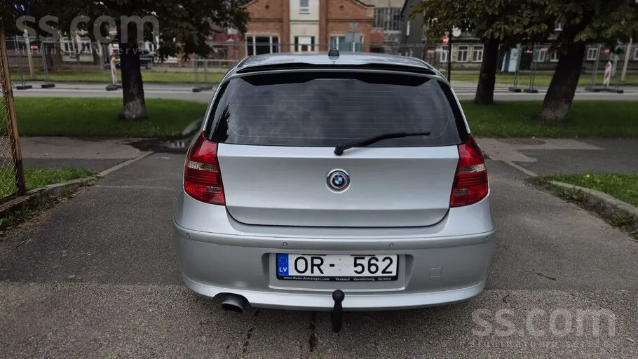 BMW 118D 2009 photo 5