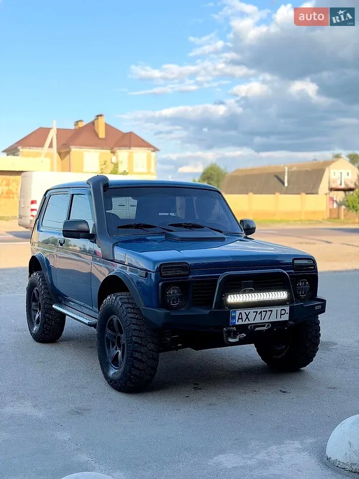 Lada 21214