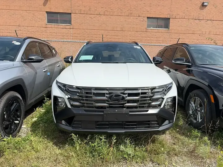 Hyundai Tucson Hybrid 2026 photo 2