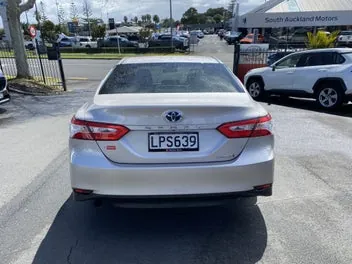 Toyota Camry 2018 photo 4