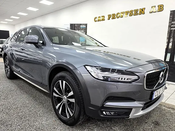 Volvo V90 Cross Country