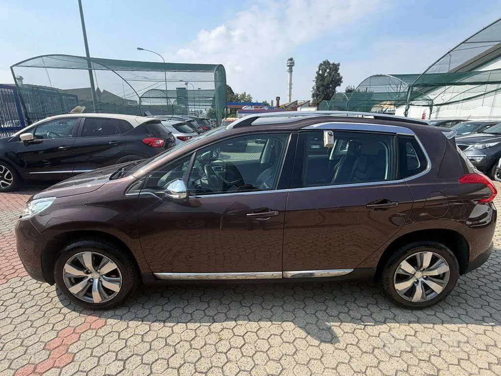 Peugeot 2008 2013 photo 2