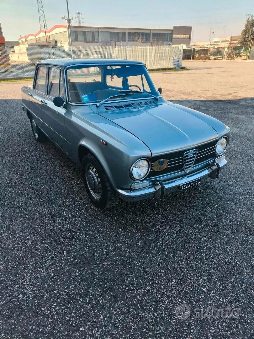 Alfa Romeo Giulia 1972 photo 2