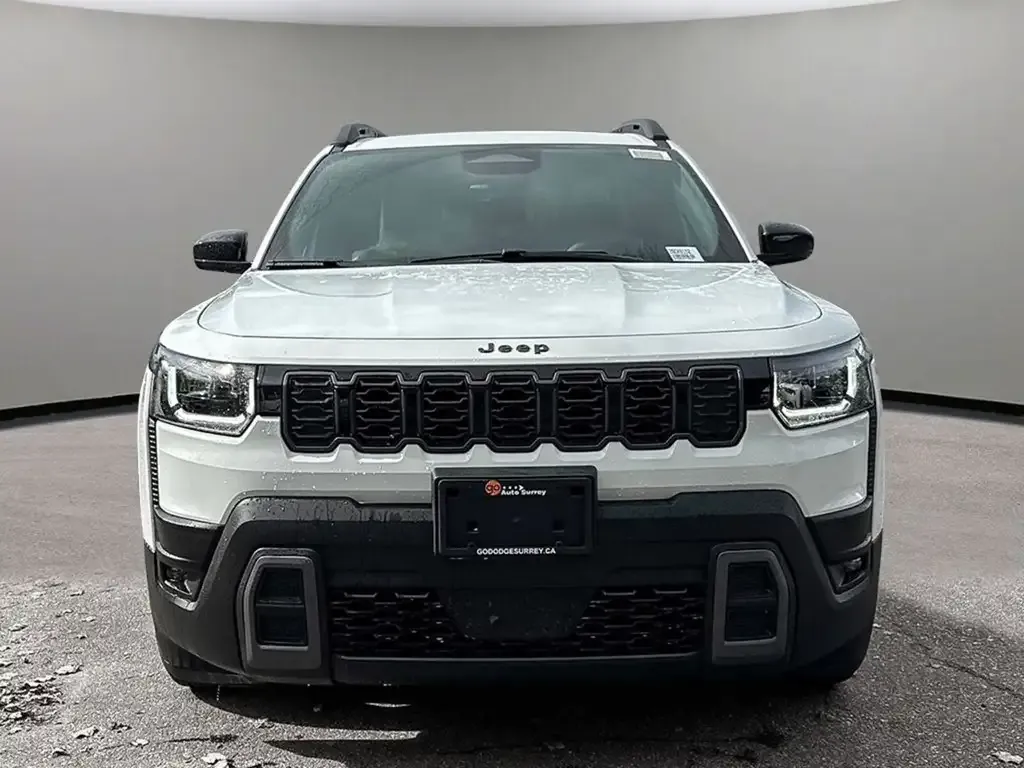 Jeep Cherokee 2026 photo 2
