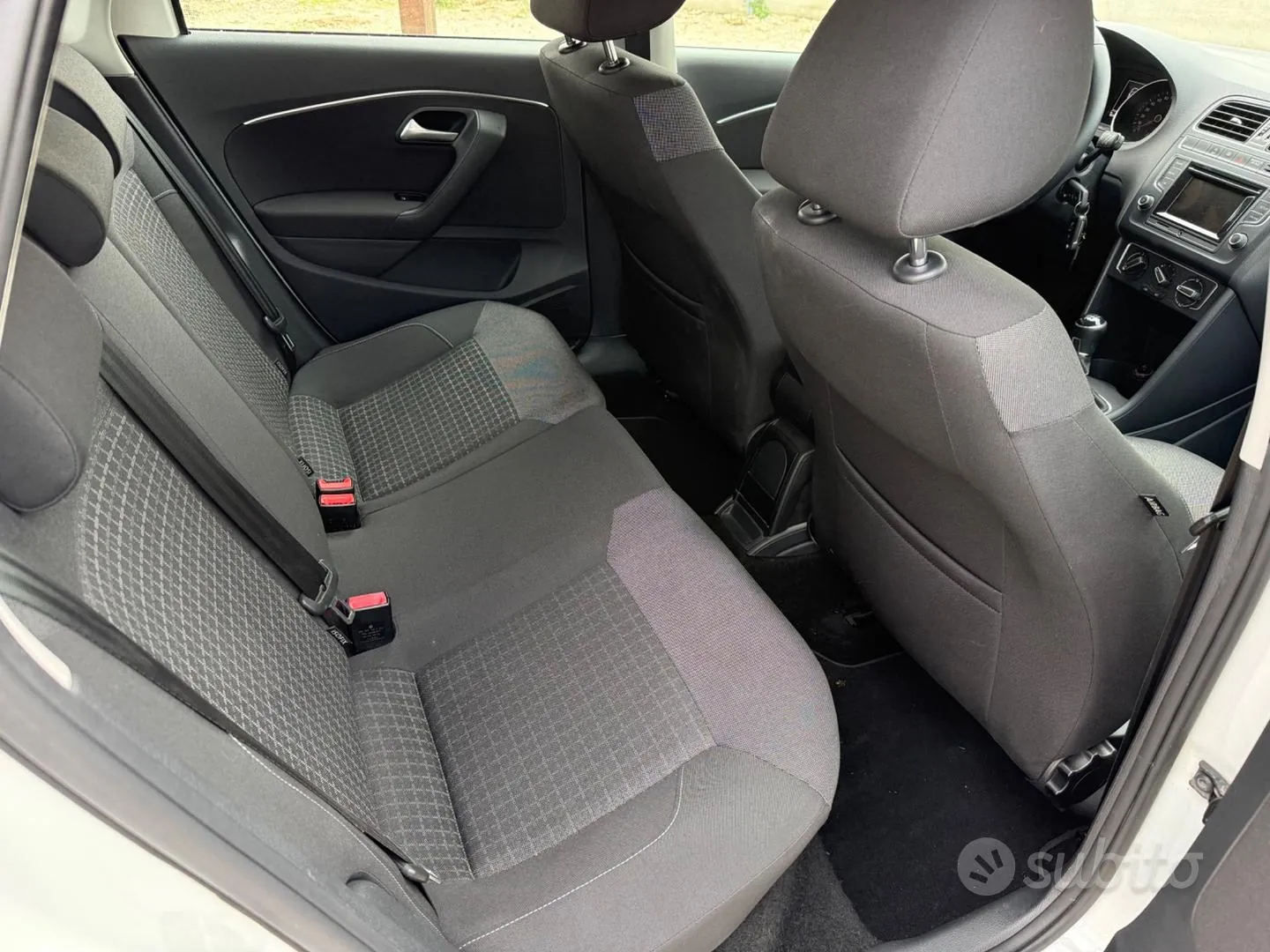 Volkswagen Polo 2014 photo 4