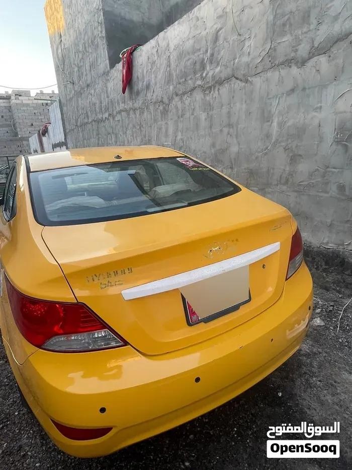 Hyundai Accent 2013 photo 4