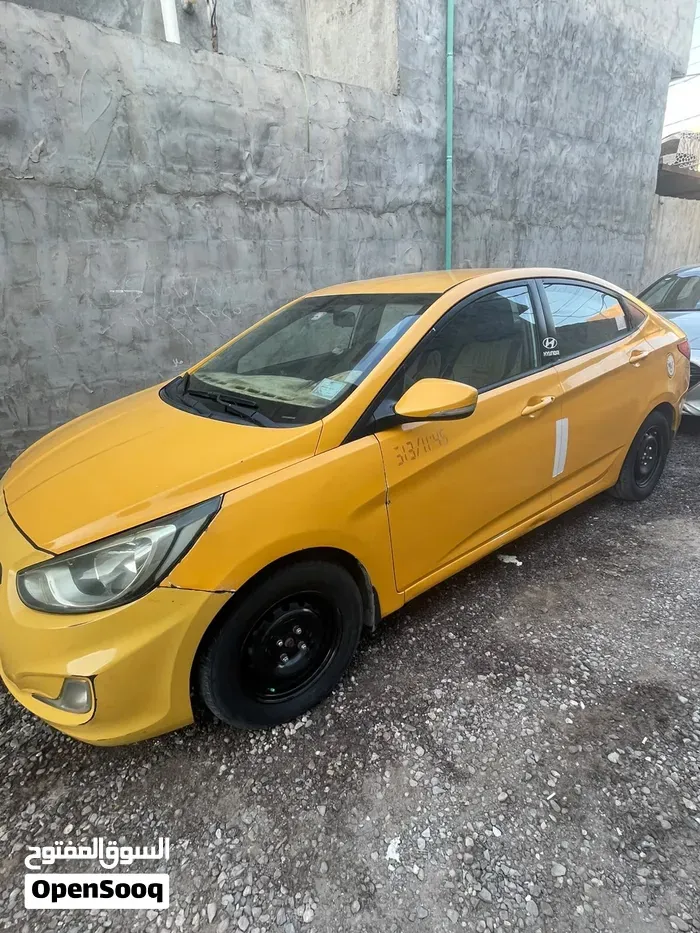 Hyundai Accent 2013 photo 3