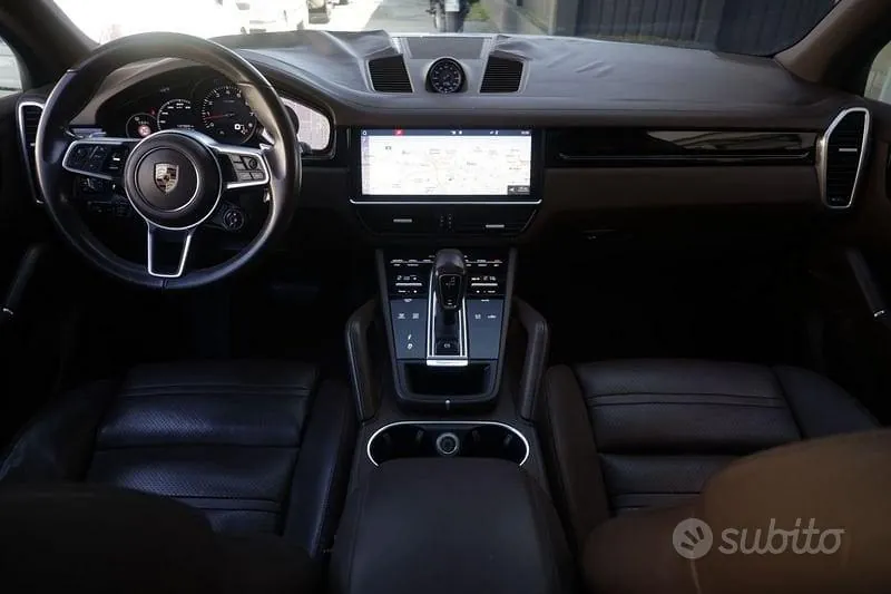 Porsche Cayenne 2019 photo 2