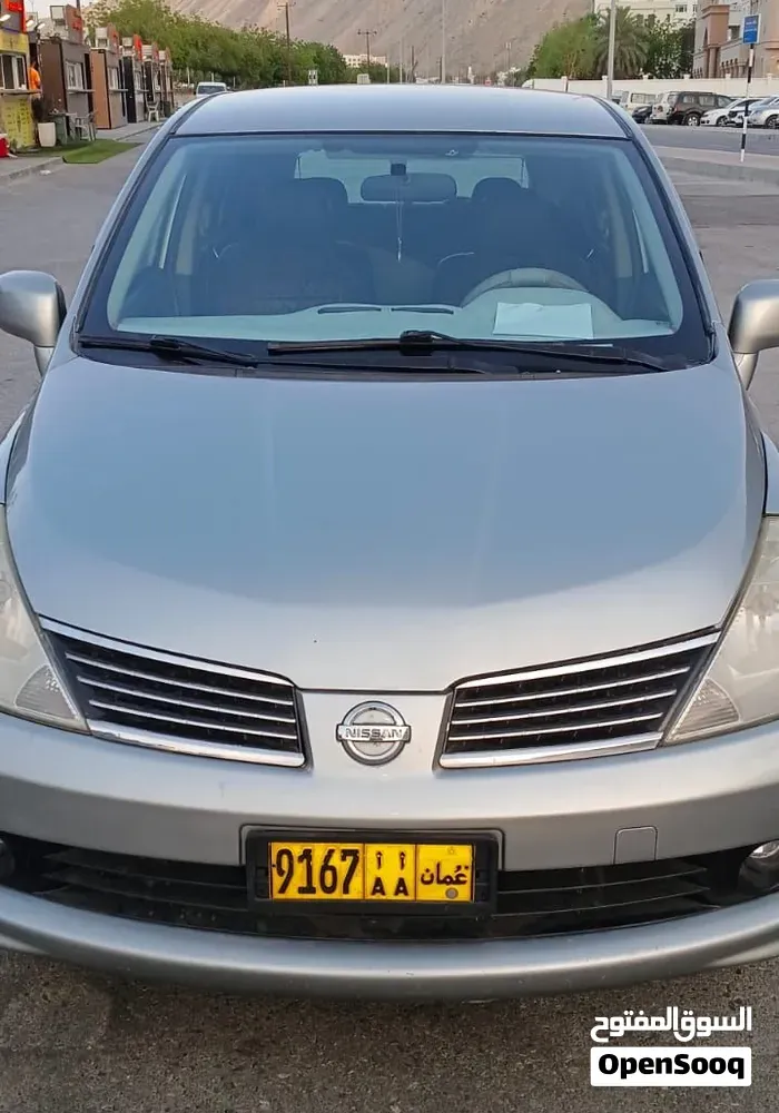 Nissan Versa 2009 photo 2