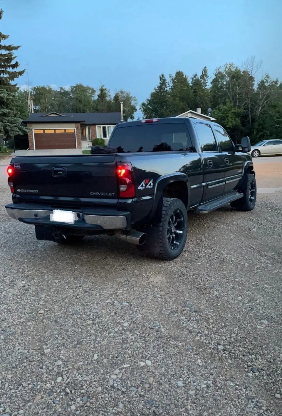 Chevrolet Silverado 2500 2004 photo 3