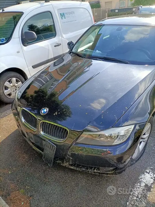 BMW 320D 2009 photo 3