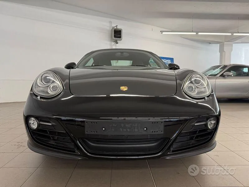 Porsche Cayman 2011 photo 2