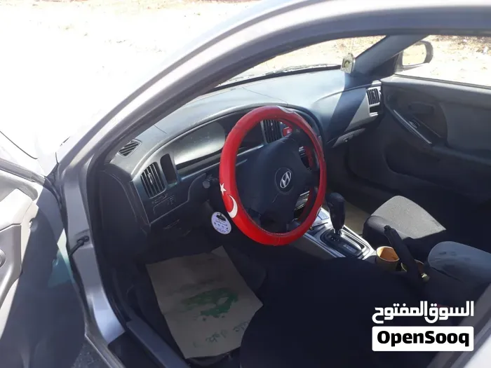 Hyundai Avante 2005 photo 4