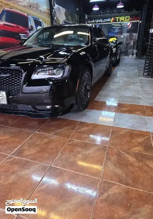 Chrysler 300 2021 photo 3