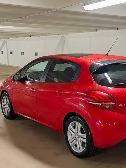 Peugeot 208 2016 photo 4