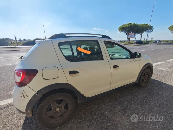 Dacia Sandero 2013 photo 3