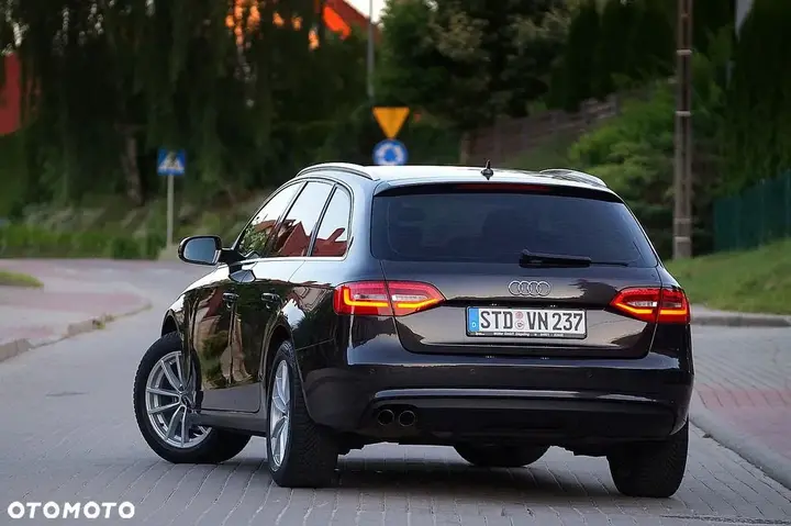 Audi A4 Avant 2013 photo 2