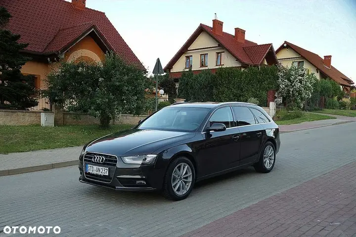 Audi A4 Avant 2013 photo 4
