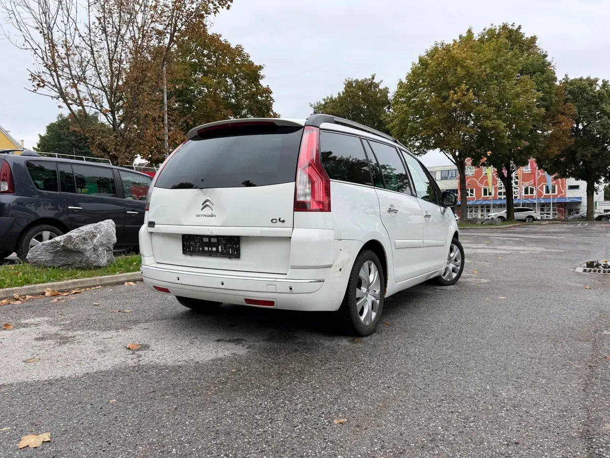 Citroen C4 Picasso 2010 photo 3