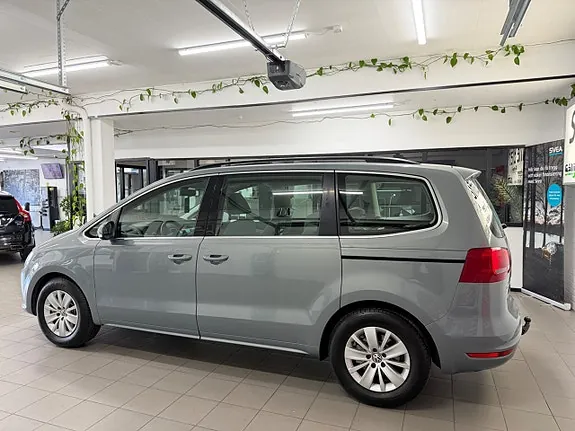 Volkswagen Sharan 2012 photo 5