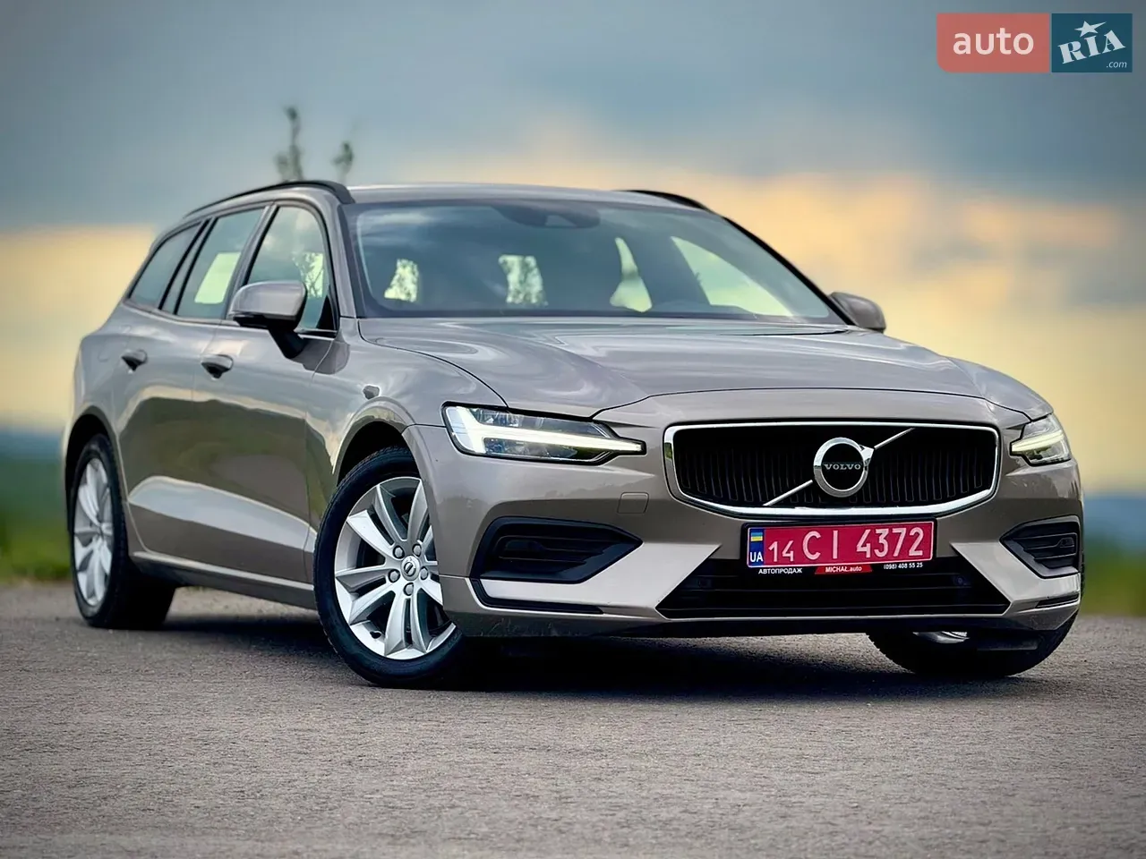 Volvo V60 2021 photo 4