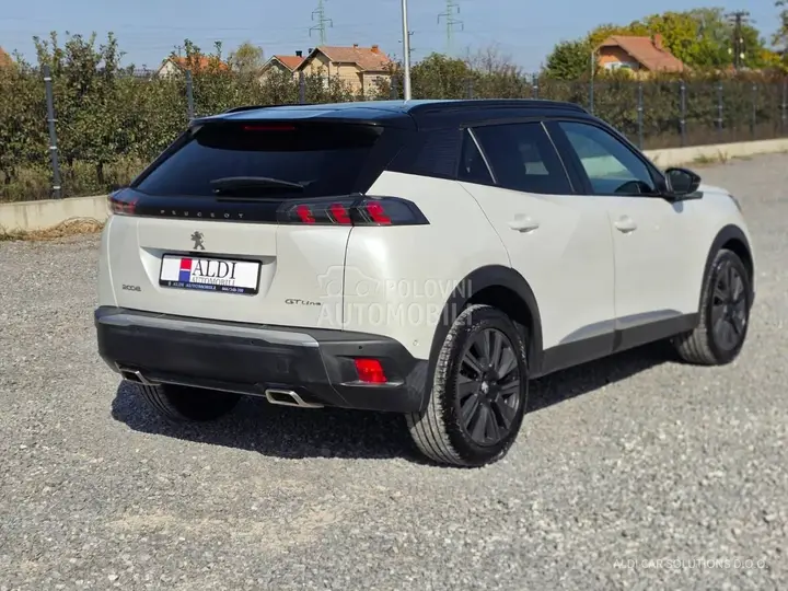 Peugeot 2008 2020 photo 5
