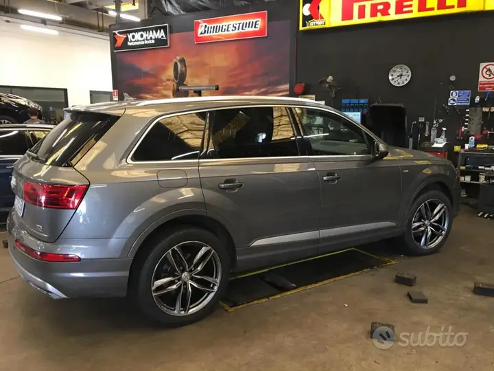Audi Q7 2015 photo 3