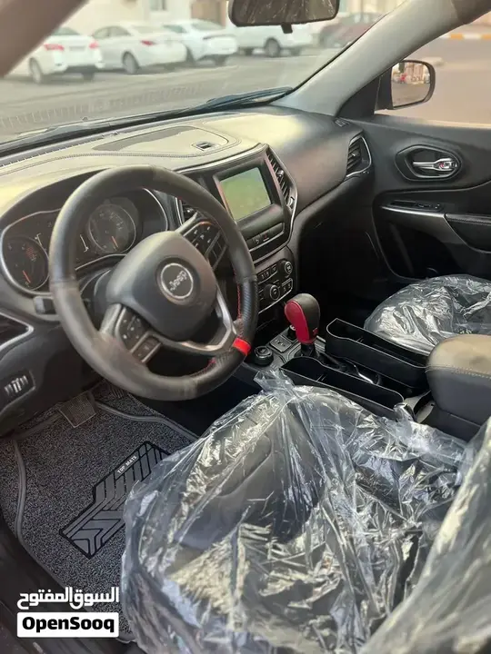 Jeep Cherokee 2020 photo 4