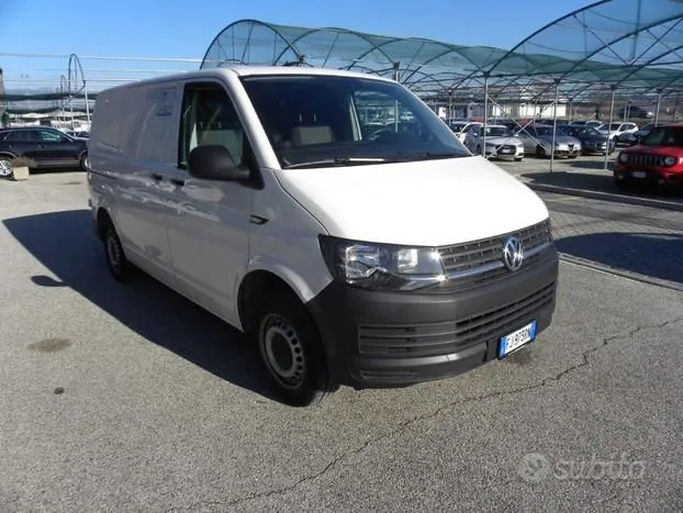 Volkswagen Transporter 2017 photo 2