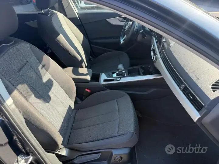 Audi A4 Avant 2022 photo 5