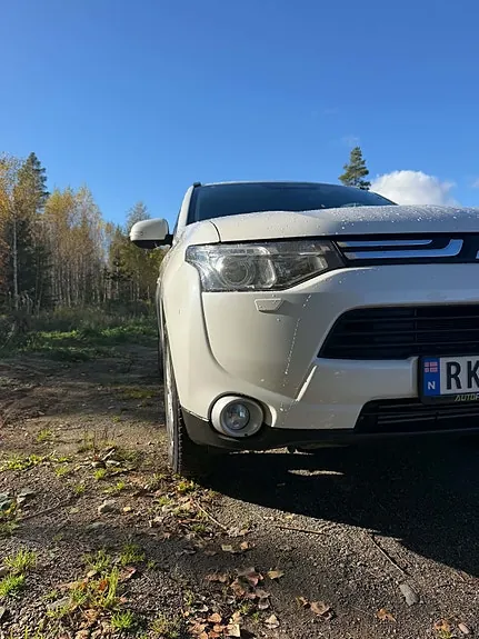 Mitsubishi Outlander 2013 photo 5