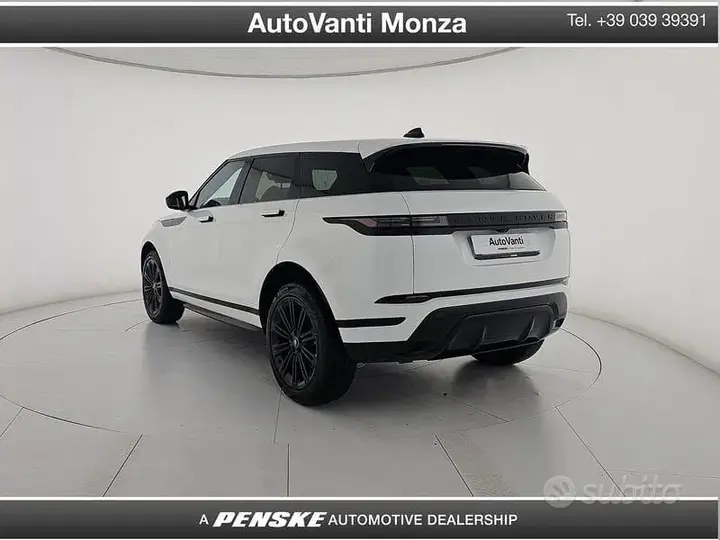 Land Rover Range Rover Evoque 2024 photo 3