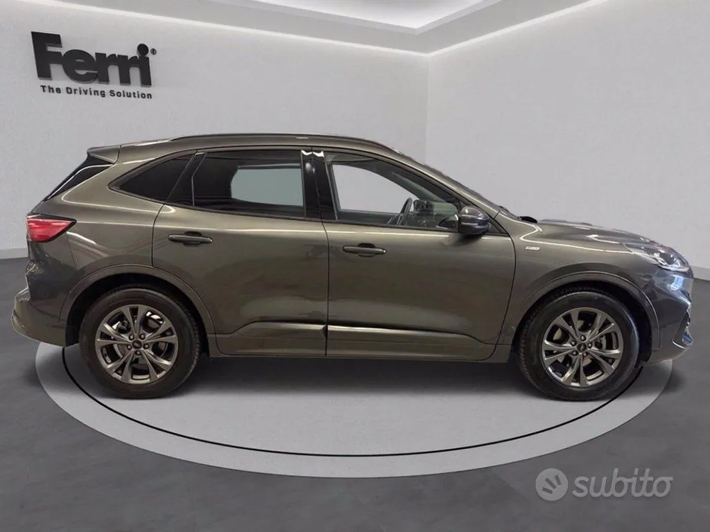 Ford Kuga 2022 photo 4