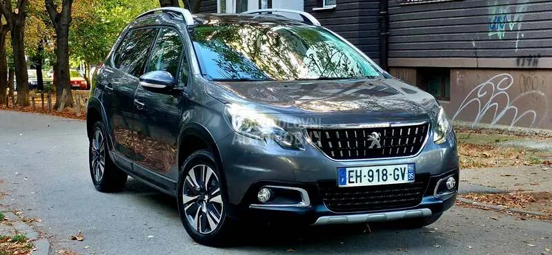 Peugeot 2008 2017 photo 5