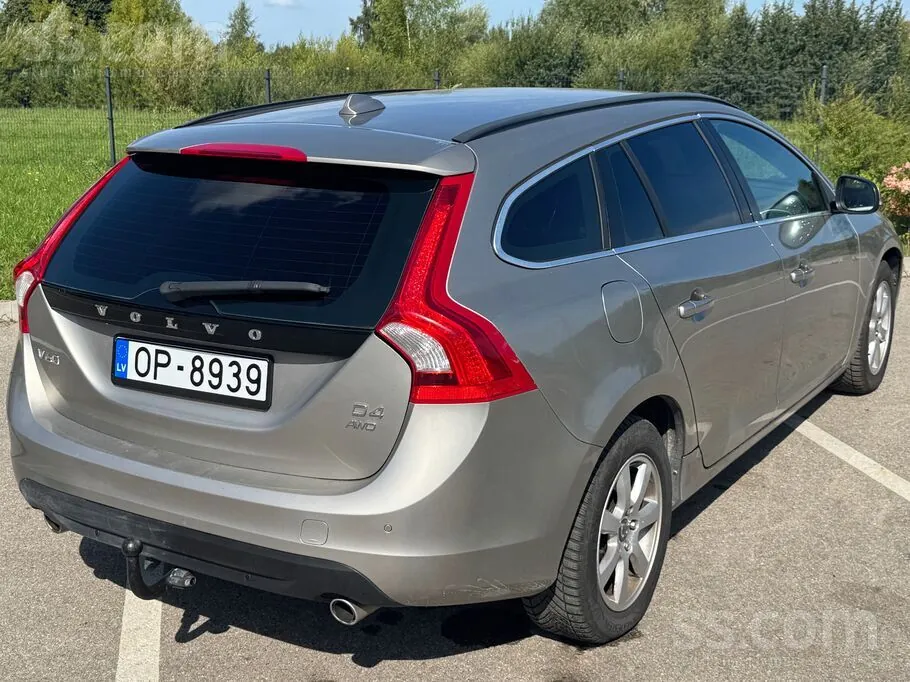 Volvo V60 2012 photo 4