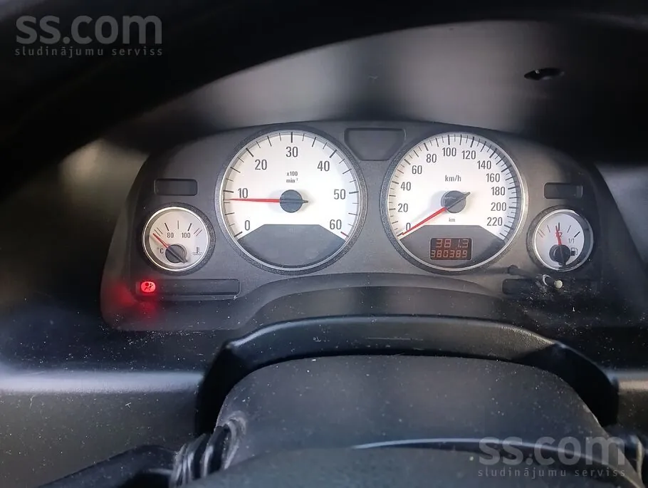 Opel Zafira 2003 photo 2