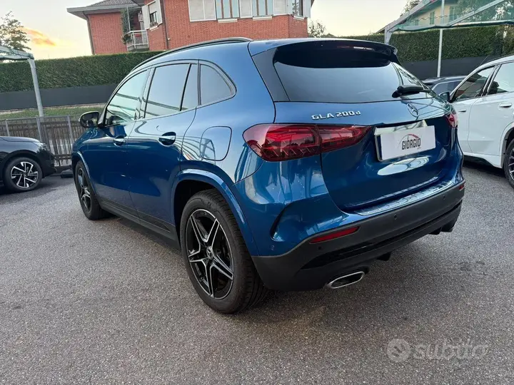 Mercedes-Benz Gla 2023 photo 3