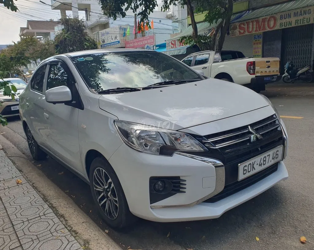 Mitsubishi Attrage 2024 photo 5